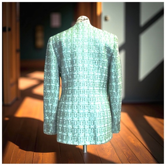 Carlisle Two-Piece Textured Suit – Mint Green Jacket & Skirt | Classic Luxury - Picture 8 of 15